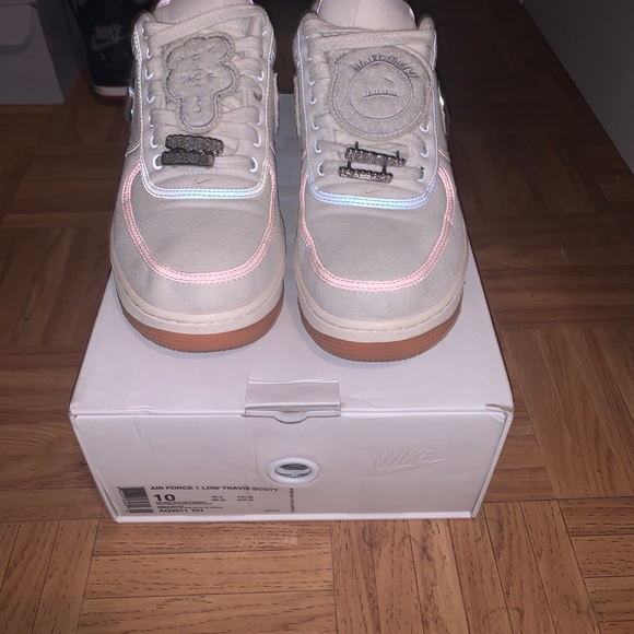 Travis Scott Air Force Ones X ‘Sail’ - Picture 4 of 5